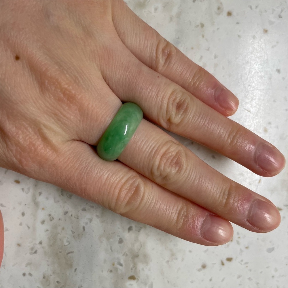 Elegant Green Jade Ring